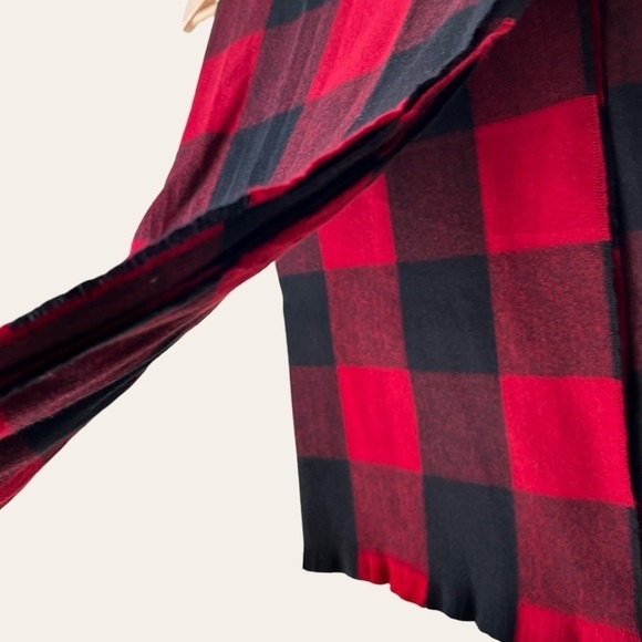 TORRID Blanket Scarf- Buffalo Check Red and Black New without tags.🧣 - Picture 6 of 8